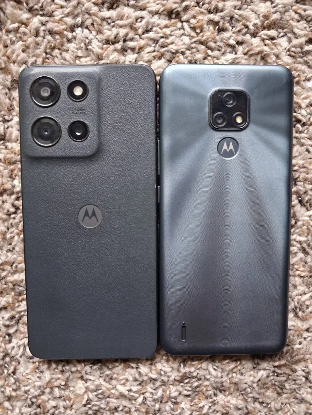Lot of 2 Motorola Smartphones for Parts or Repair – Cracked Screens – One Powers